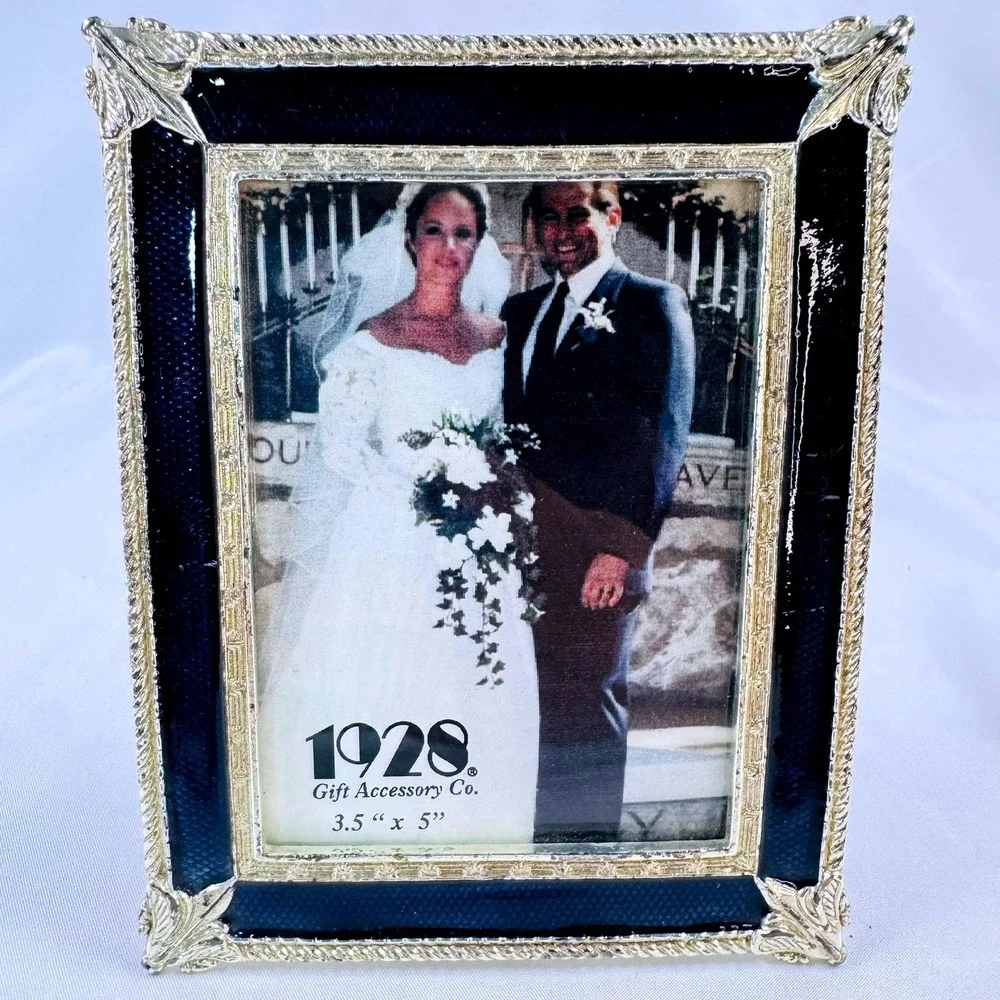 1928 Navy Blue Enamel Silver Tone Filigree 3.5x5 in. Frame Classic Elegant 90s